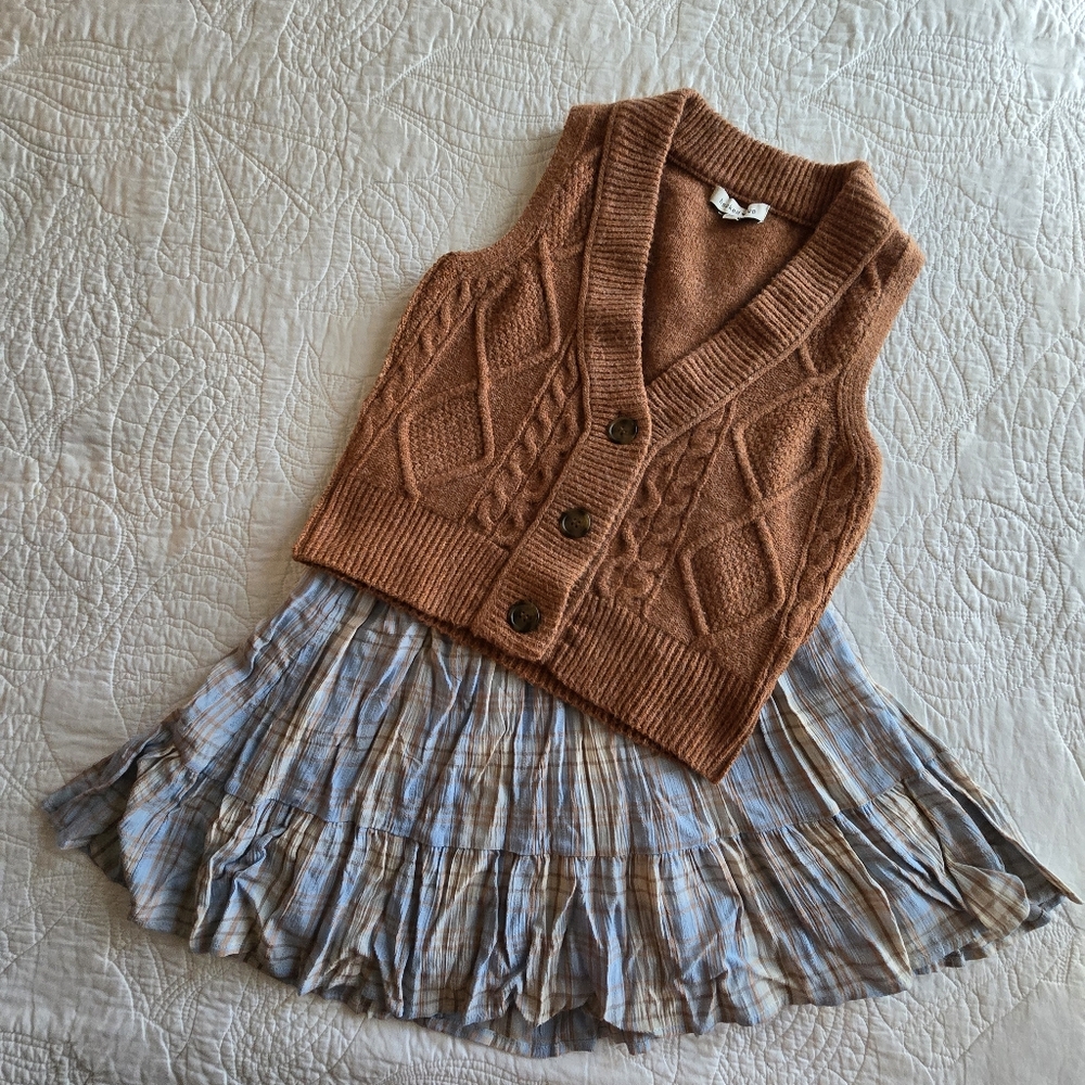 Beautiful XE Sweater Vest and coordinating Small Skirt by Self E